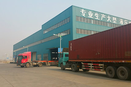又一批出口剪板機，折彎機，卷板機 發(fā)貨